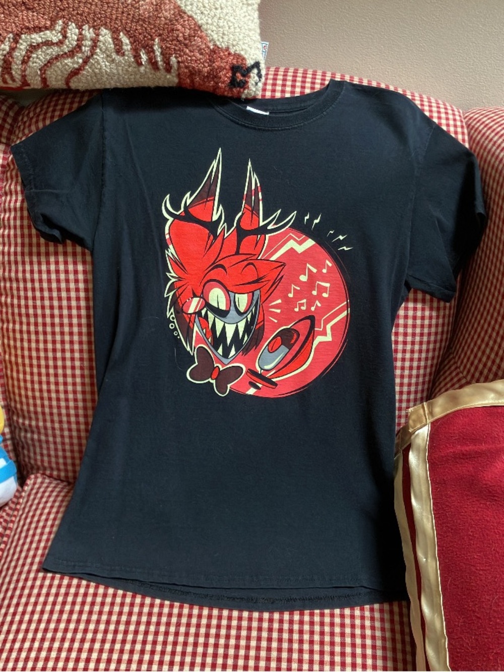 Small Alastor Hazbin Hotel PILOT SharkRobot T-Shirt